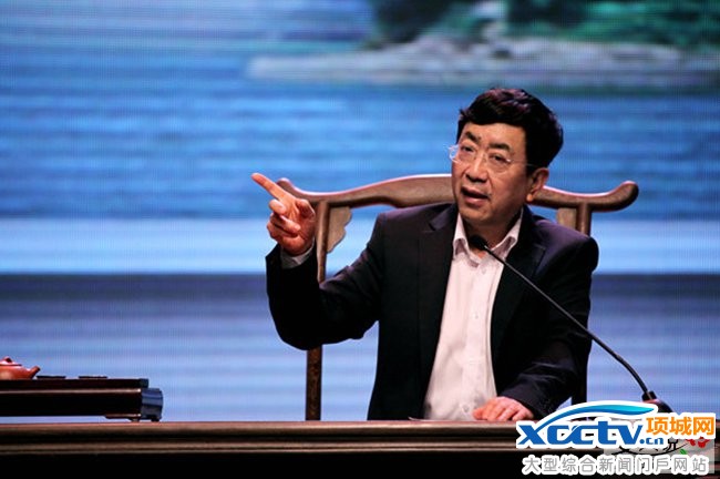 余秋雨个人资料 昔日散文家私生活竟然如此混乱不堪