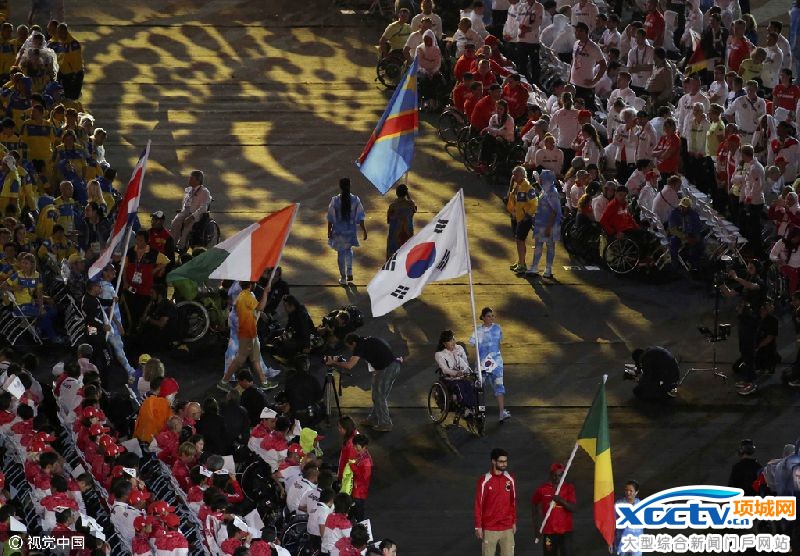 2016里约残奥会闭幕式东京八分钟闪亮接棒画面(组图)