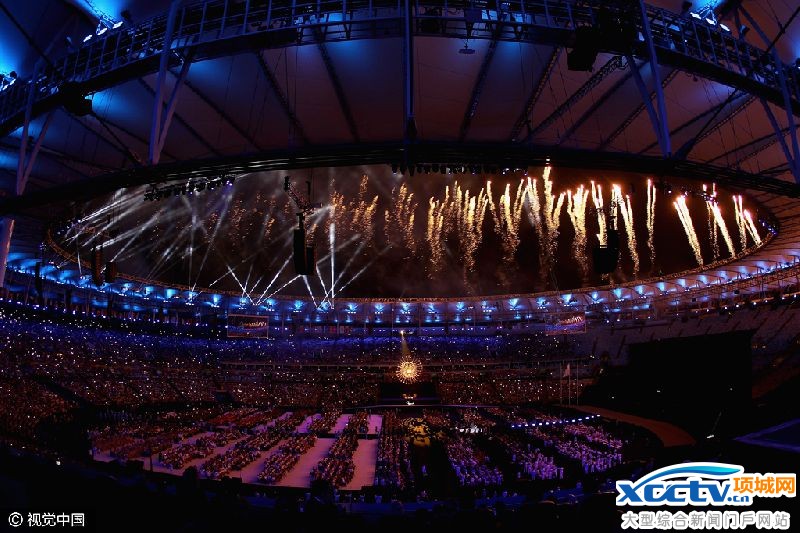 2016里约残奥会闭幕式东京八分钟闪亮接棒画面(组图)