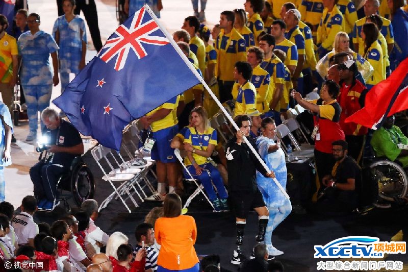 2016里约残奥会闭幕式东京八分钟闪亮接棒画面(组图)