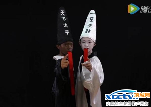 �����ߴ�������������Ա��Ȼ��һȺ7��8��ĺ��ӣ������Ҿ�Ȼ�ж�����ޣ�