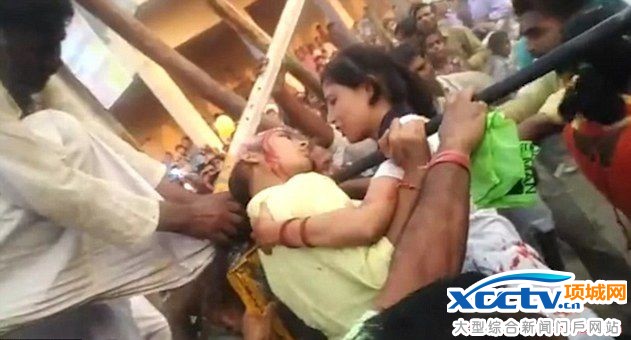 Ů������ͷ����Ħ����