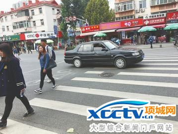 “鬼探头”频现,居民称“刹车声听惯了”