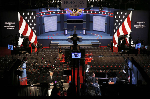 美大选辩论现场