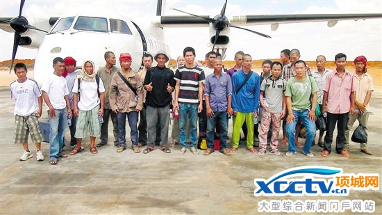 遭索马里海盗劫持4年半的船员安全获救