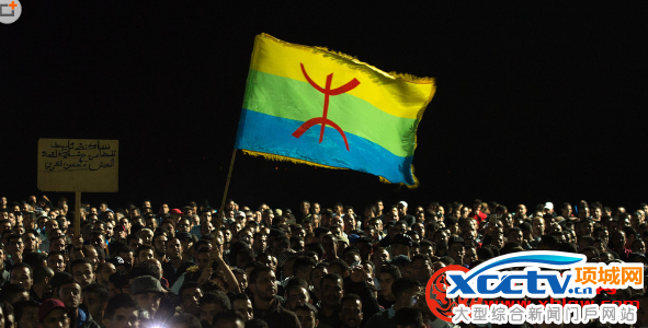 Ħ������������׶������صĹ����¥ǰ�Ͻ�ʾ��