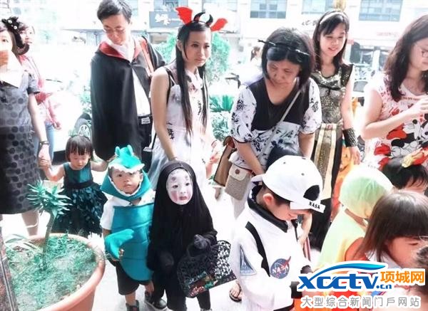 ̨��С�������COS������ ̫�������ſ�ͬѧ