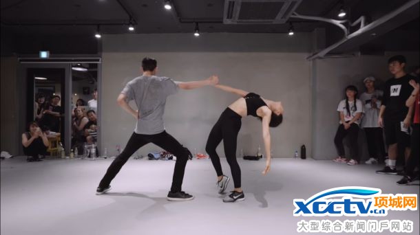 1MILLION Dance Studio