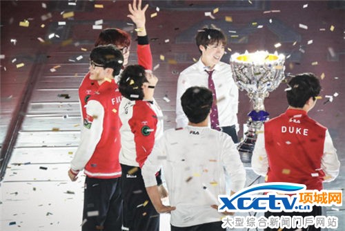 2016SKT夺冠