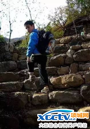 父母患病去世 孤儿兄弟家里只剩15个土豆