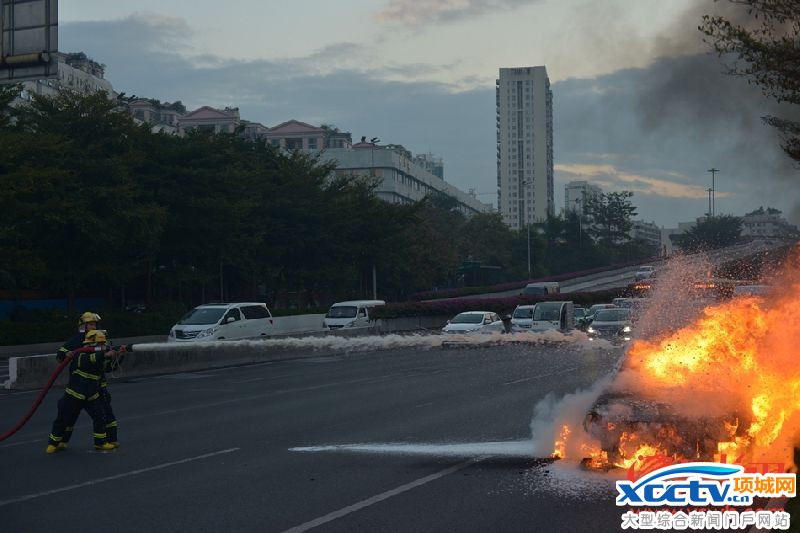 ���ߵ���ݻ��Ҵ��һ�����⳵������ȼ