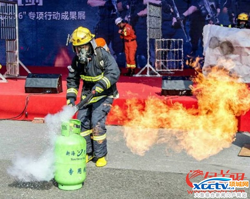 ����Աչʾ�Ȼ���  