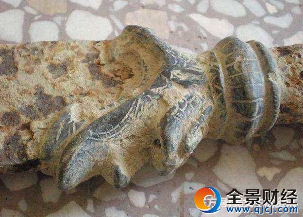 农民捡一把刀竟然是青龙偃月刀