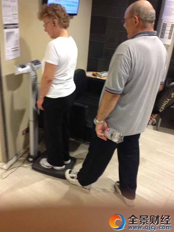 这些夫妻在作死的路上越走越远 情人节情侣整蛊恶作剧攻略奉上