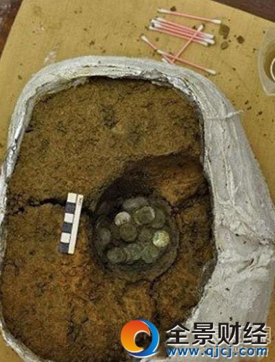 ����Ұ�ⷢ�����ض�Ѩ ����һ�������˷�