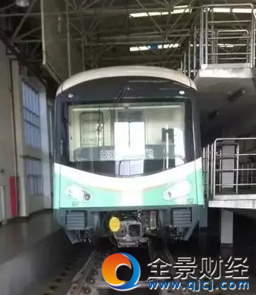 广州地铁九号线首列车已现身 花都街坊快来一睹芳容