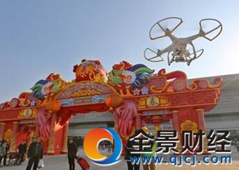 90后美女用无人机向男友示爱 与铁路工作男友一起执勤