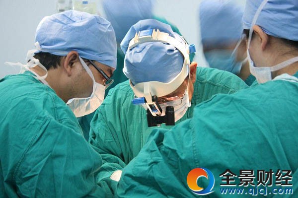 沈阳女子双肺全白 咳嗽一周呼吸困难一天意识不清两小时