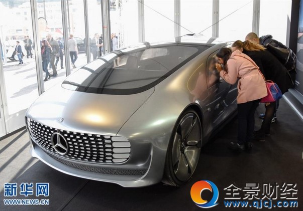 摩纳哥国际车展 奔驰电动概念车F015吸引眼球(组图)