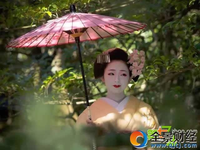 多少去日本旅游的人 都被假舞伎艺伎骗了