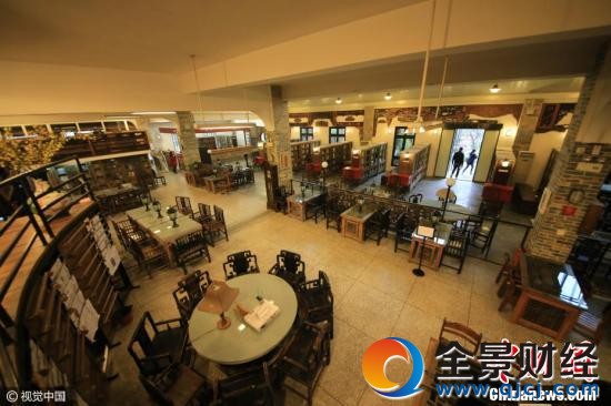 四川一高校现高颜值“中西古典风”图书馆