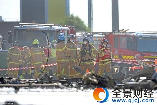 澳飞机撞击商场