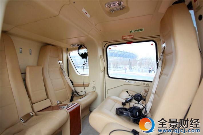 租直升机展示行骗