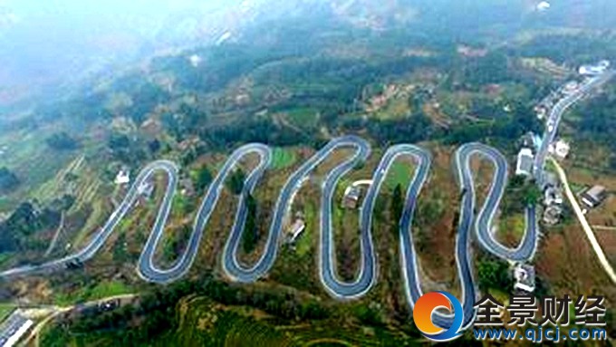 恩施十大拐公路蜿蜒而行 网友:光看看就晕了