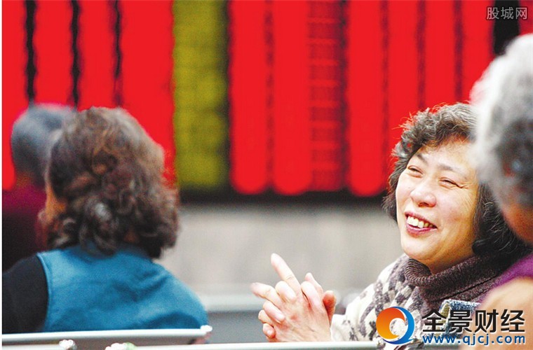 沪指延续震荡回升态势