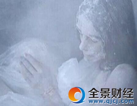 ��Ů�����³�����������֫��Ӳ �������˰�ҹ��������·��