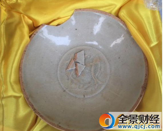 快递12万宋瓷遭损坏