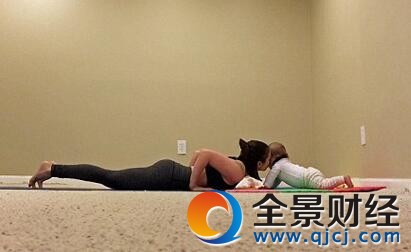 萌宝平板支撑34秒 还想再做可惜小胳膊腿儿坚持不住了