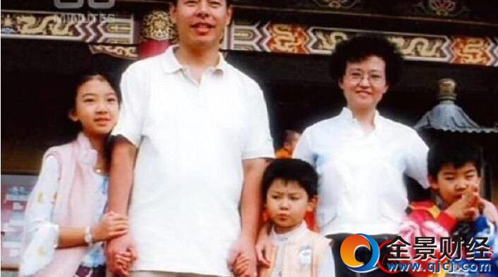 凶手,收养,性侵