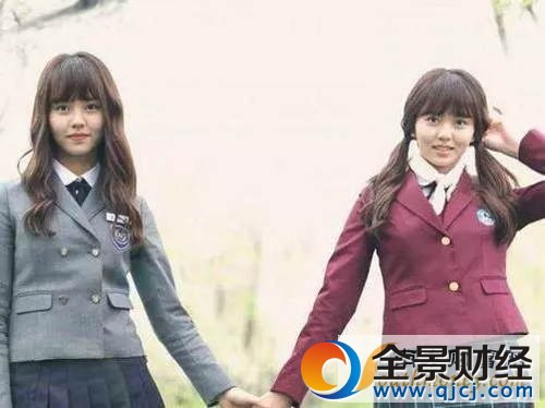 90��ٰ���������һ�Թ��� ͬʱ�������Ů����̸��˵��