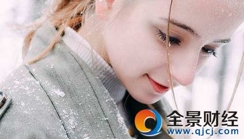 成都女留学生走红 最爱打麻将吃火锅