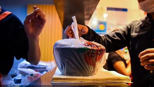 經(jīng)常點(diǎn)外賣能吃出健康嗎？外賣餐飲難以避免“三高”