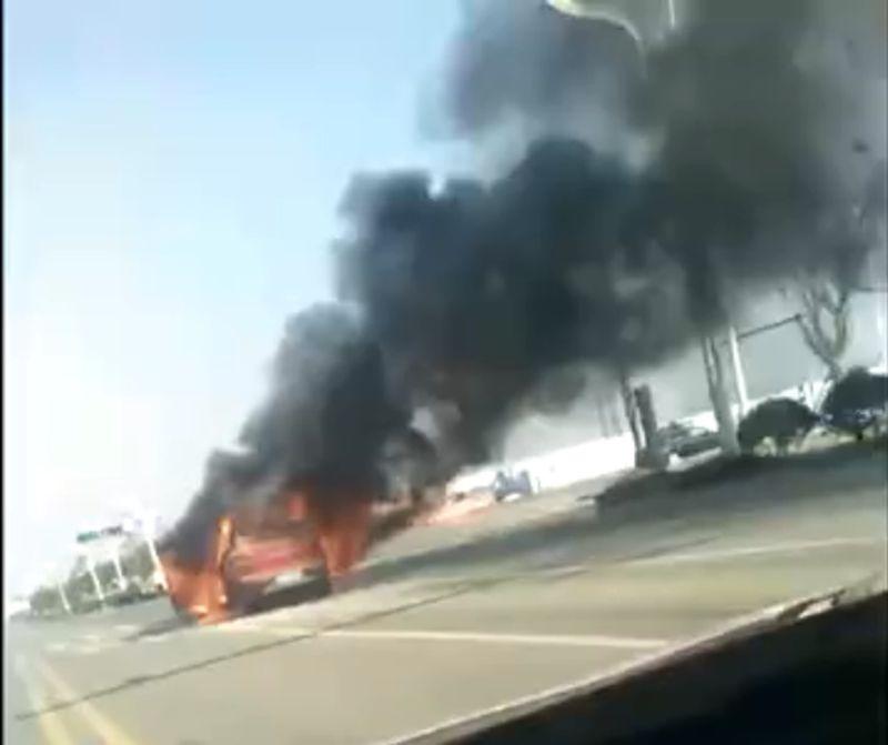 威马EX5公路起火 官方回应电池包未起火和爆炸