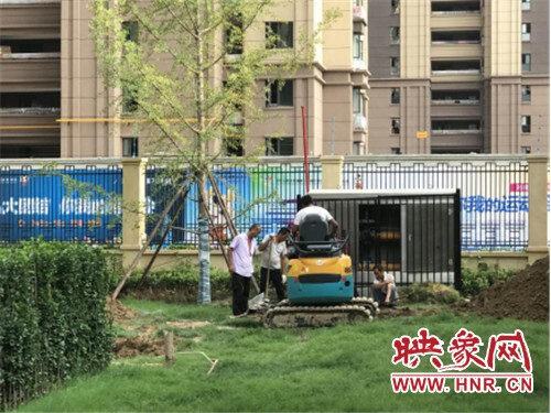 鄭州金科城一期車庫漏水如“水簾洞”  是怎么回事？