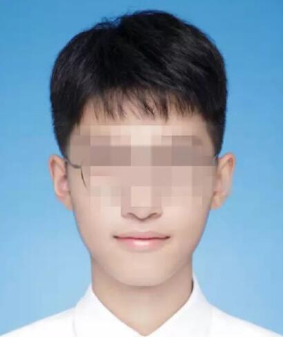 大一新生体测身亡
