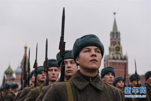快讯！俄罗斯举行纪念1941年红场阅兵78周年彩排