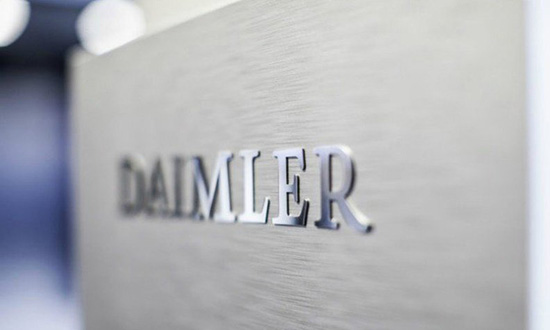 传戴姆勒计划进行管理层裁员 并会冻结德国员工工资
