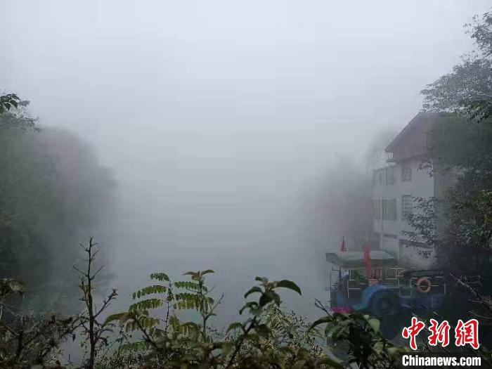 坚守自然生态昔日成都温江鲁家滩变为“网红打卡地”