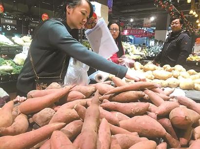 散装农产品是盒马菜市中新增的产品类型。 均 任翀 摄