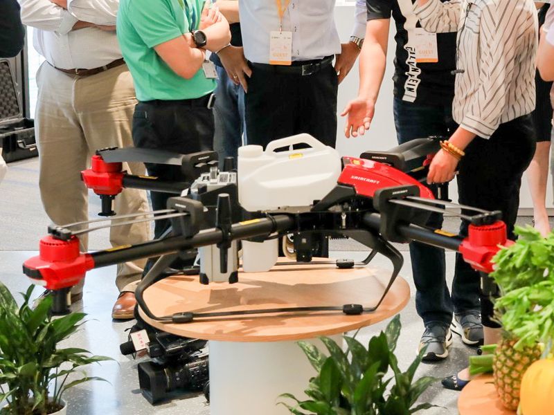 中国大型农场增加 极飞科技预计明年销量翻番