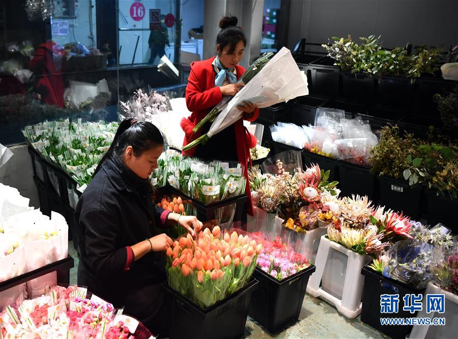 （新华全媒头条·图文互动）（5）一个内陆大省的开放朋友圈