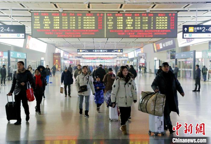 中国高铁“自由”的乡村化延伸
