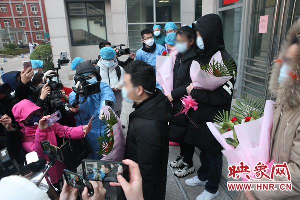 郑州大学第一附属医院5名确诊患者治愈出院 累计共治愈6位患者