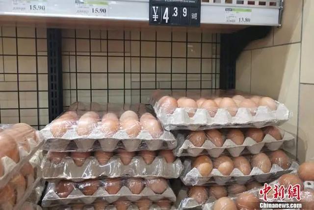 鸡蛋价格一个月飚涨逾六成 再也无法“蛋”定了