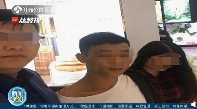 民警和妻子联手抓贼 妻子：最特殊的一张合影