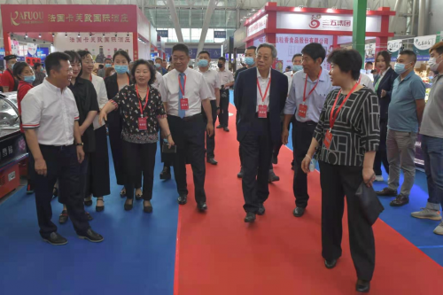 2021第四届中国（东北）新零售产业博览会暨新媒体行业高峰论坛于6月18日在哈尔滨召开